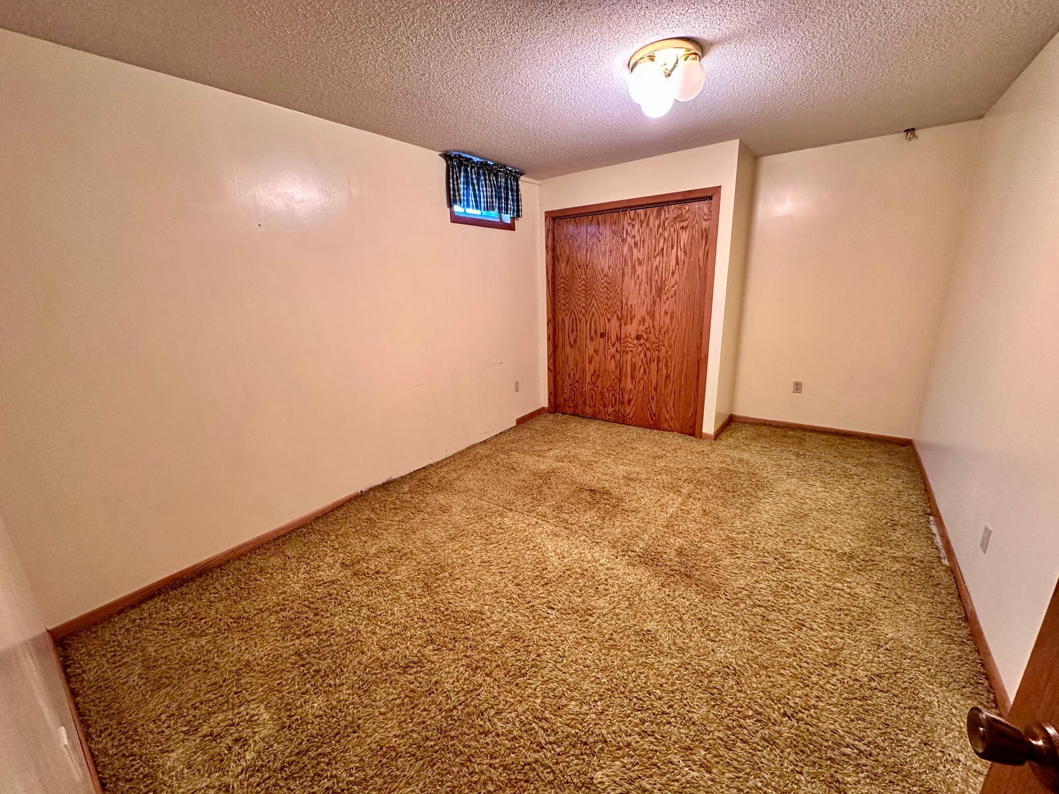 205 W High Street Property Photo 17