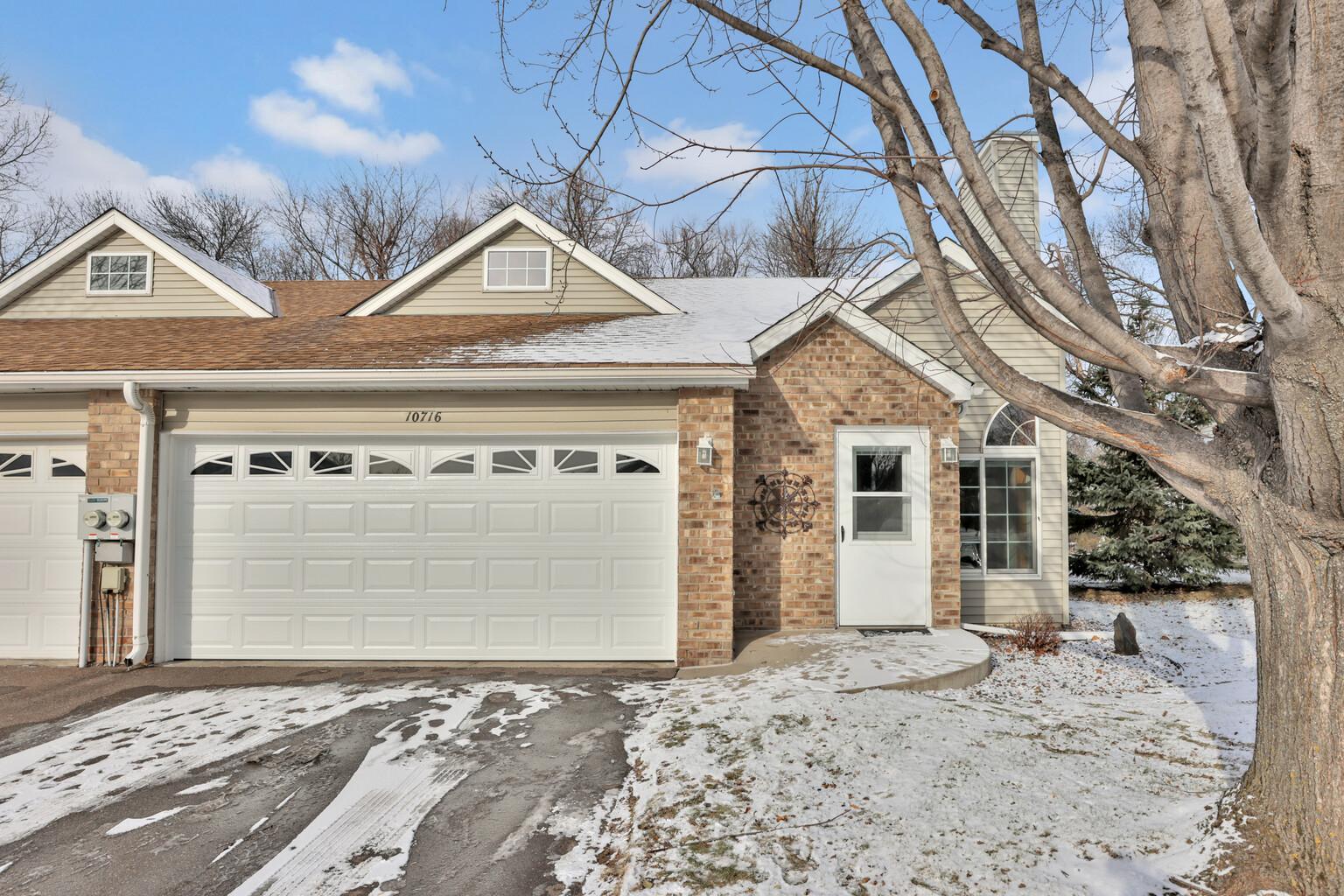 10716 Redwood Street Property Photo