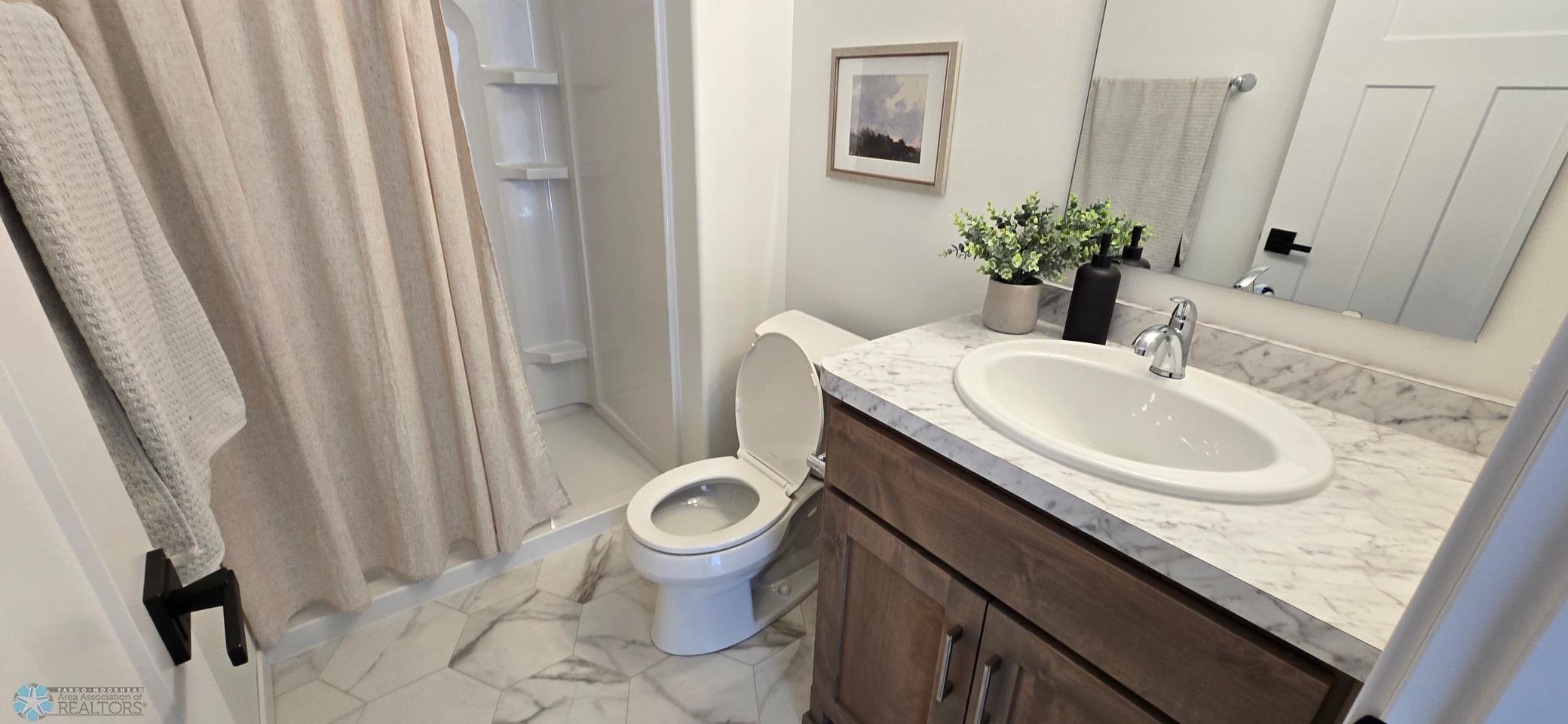 6638 Belding Drive Property Photo 8
