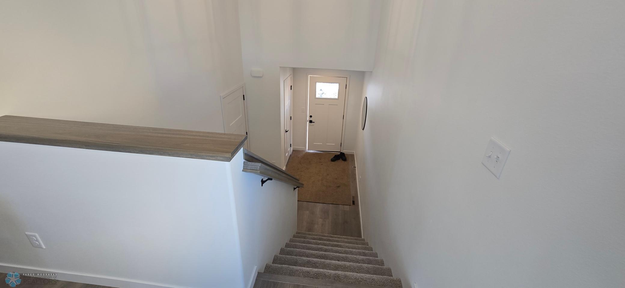 6638 Belding Drive Property Photo 10