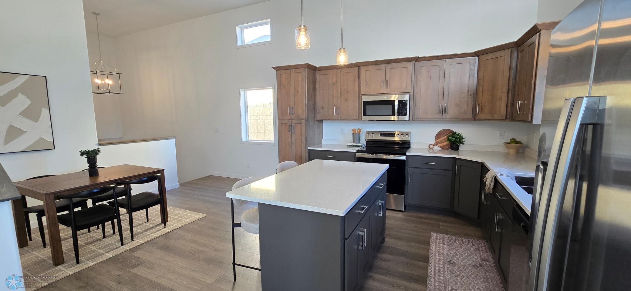6638 Belding Drive Property Photo 15