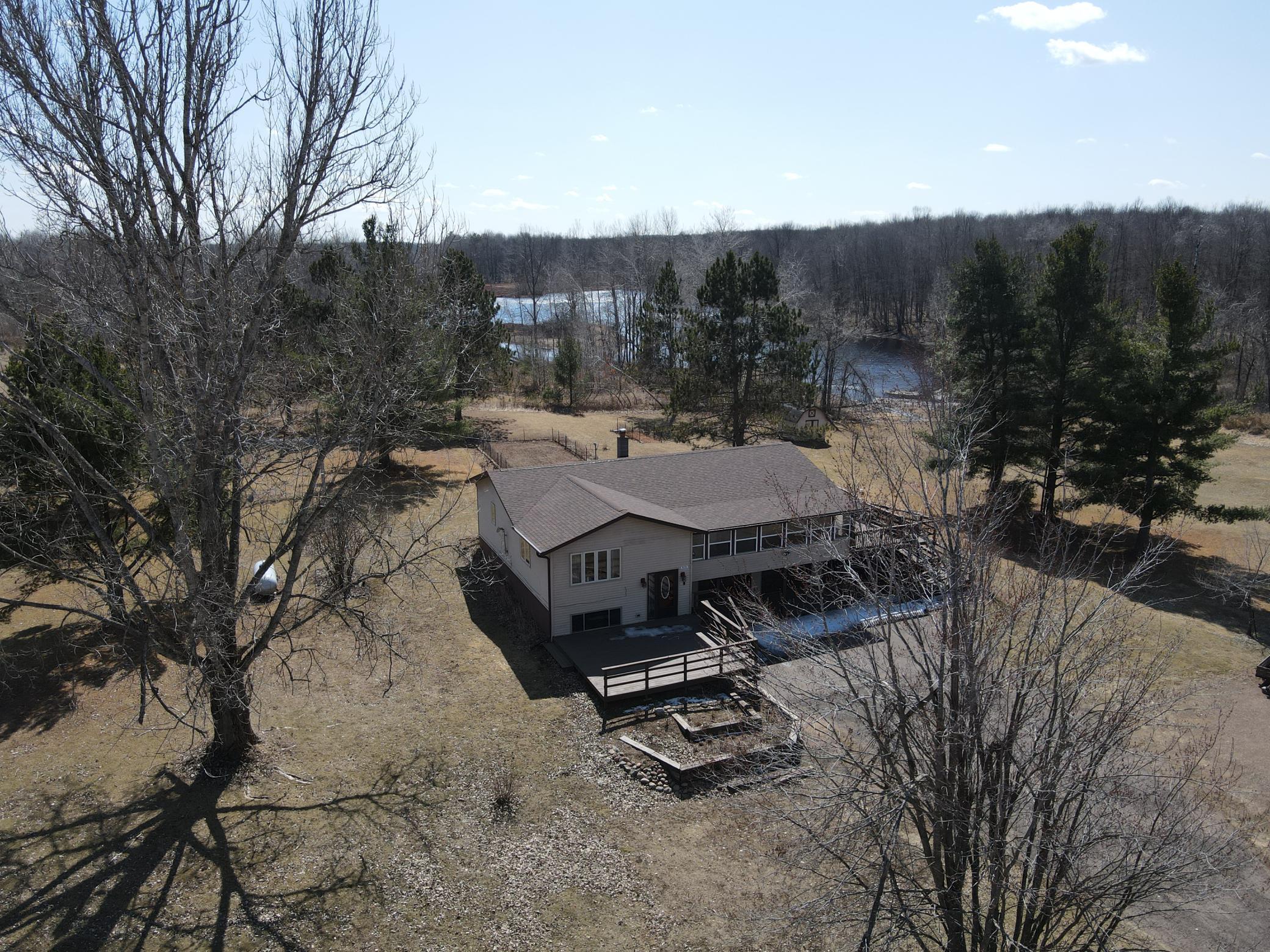 823 N Elm Park Drive Property Photo 1