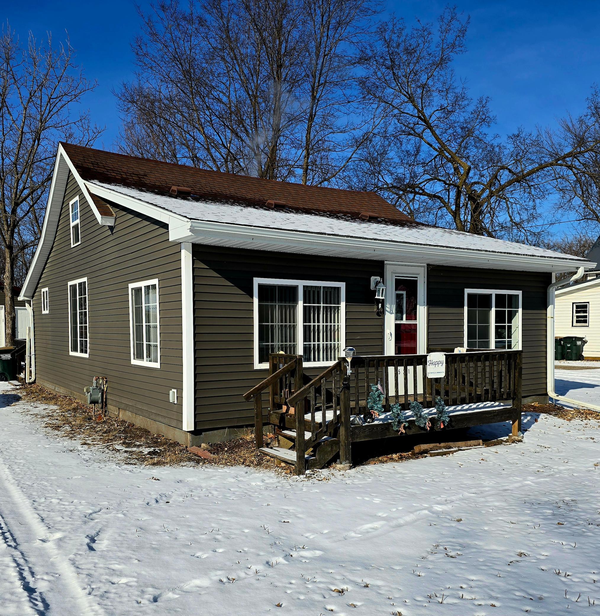 521 1st Street Property Photo