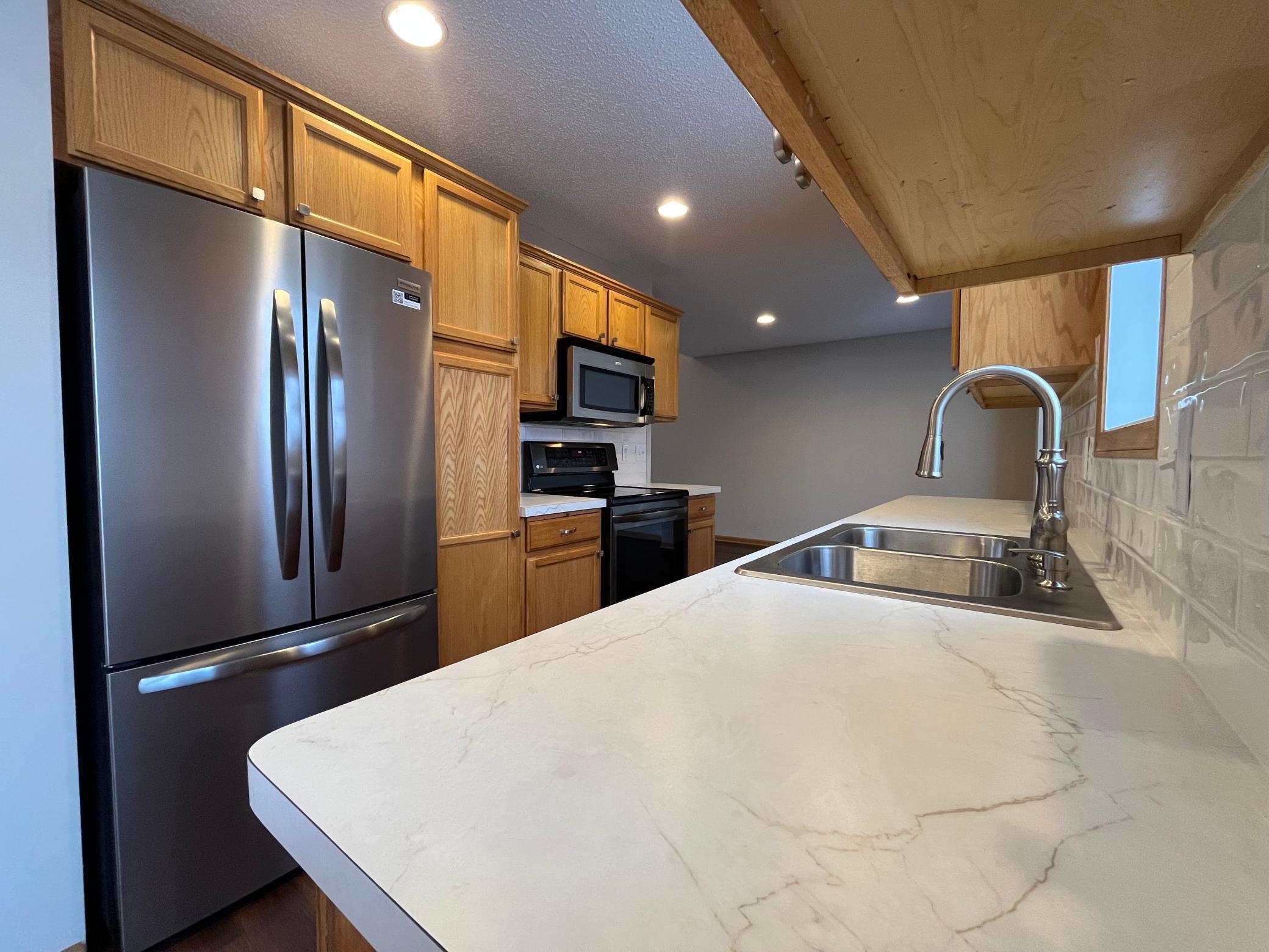 2541 11th Avenue Property Photo 5