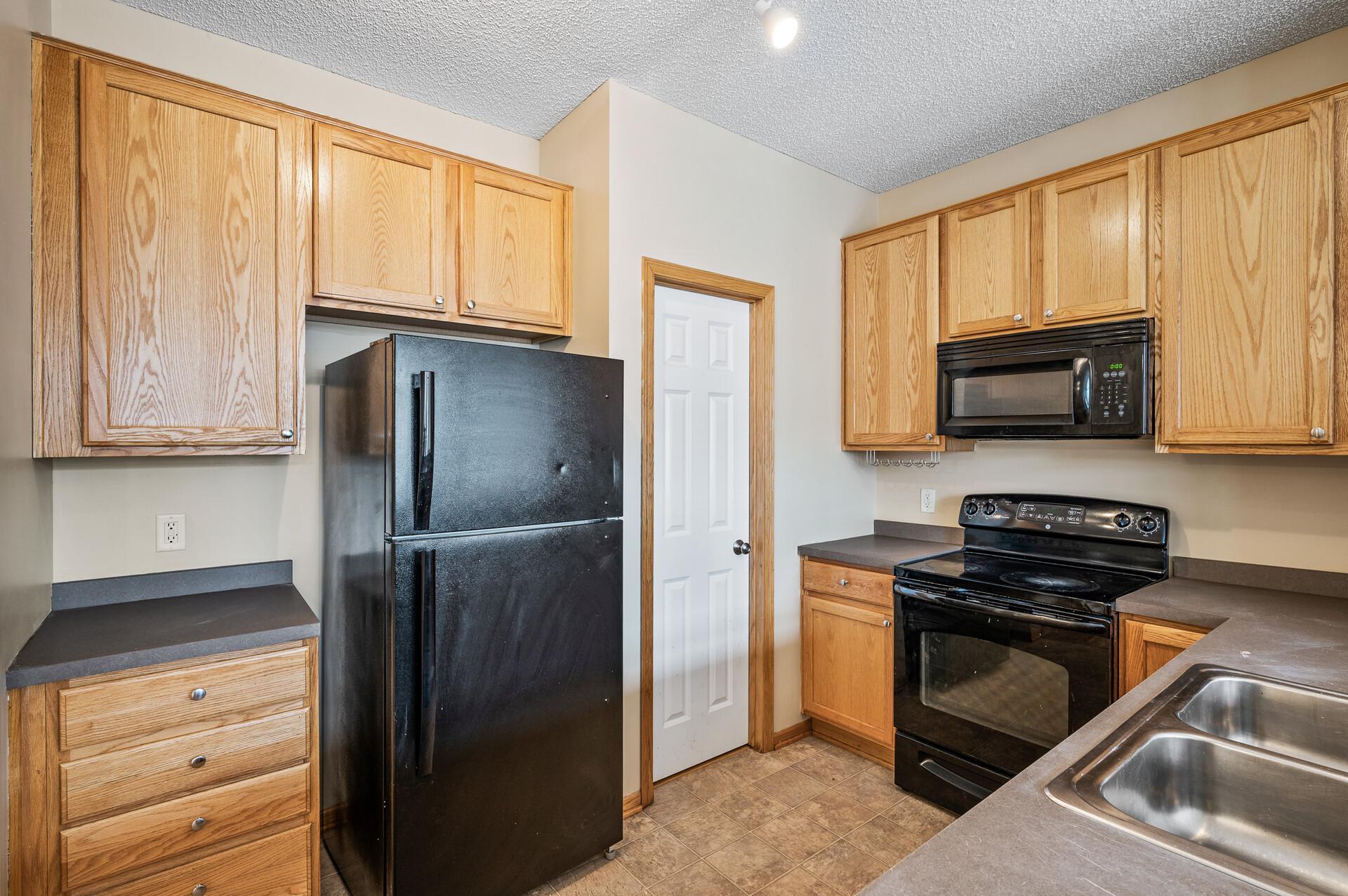 14564 Olivine Terrace Property Photo 17