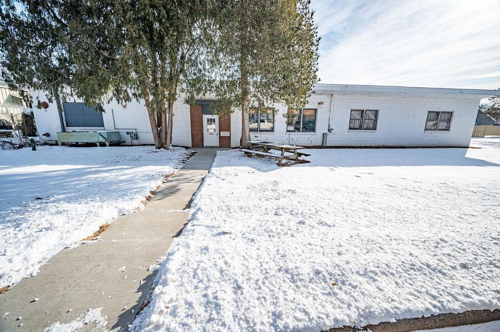 608 Clark Street Property Photo