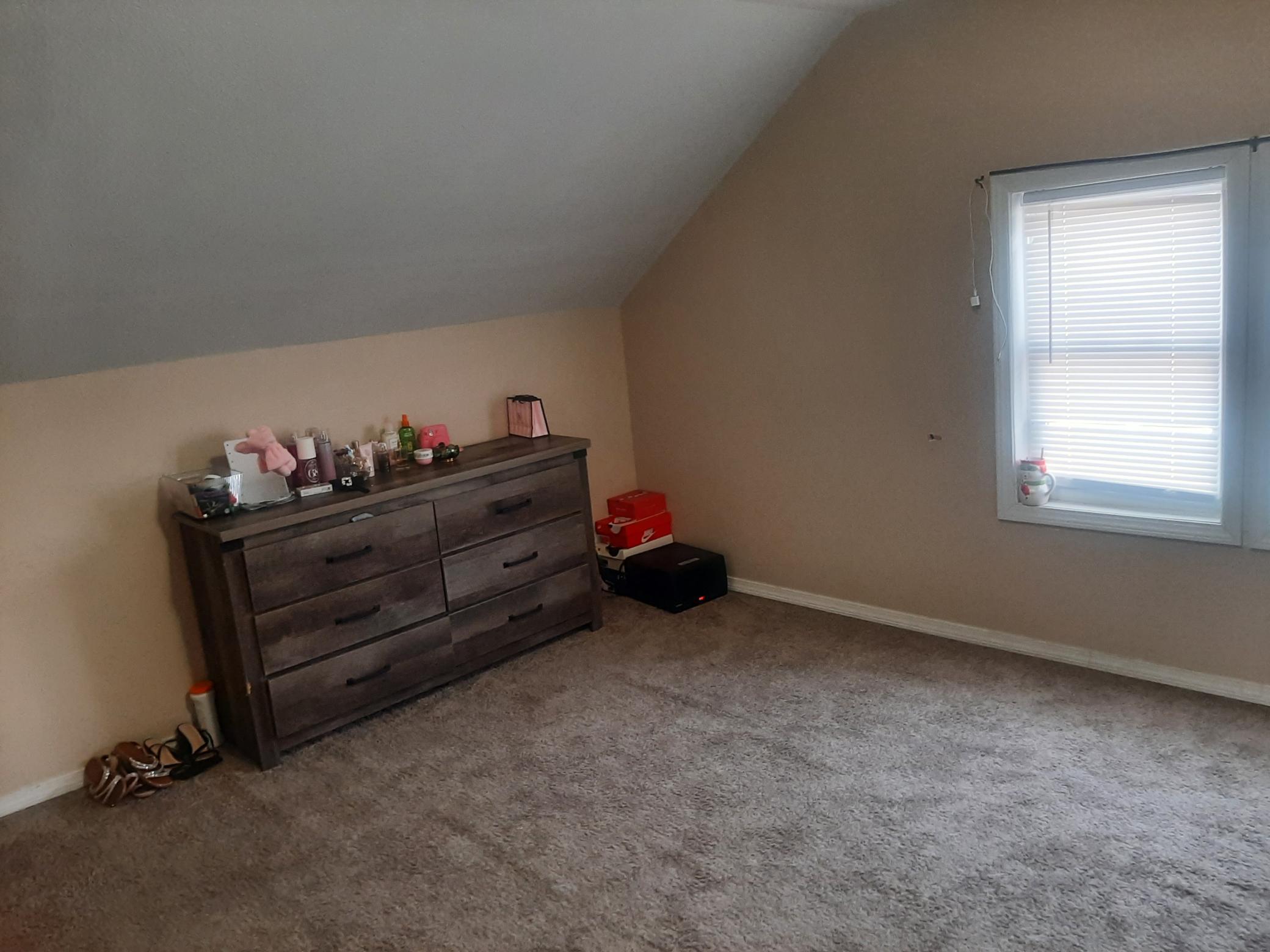 315 Armstrong Avenue Property Photo 17