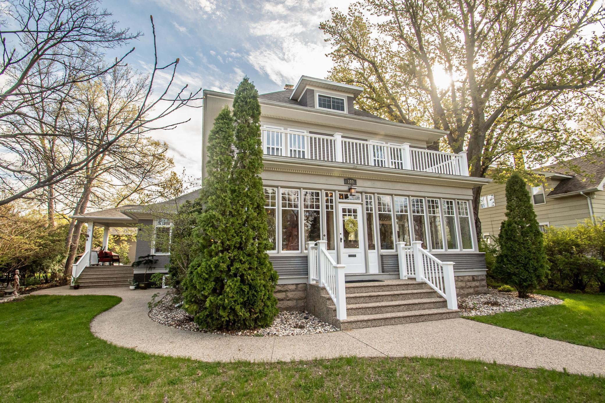 109 4th Street Property Photo 4