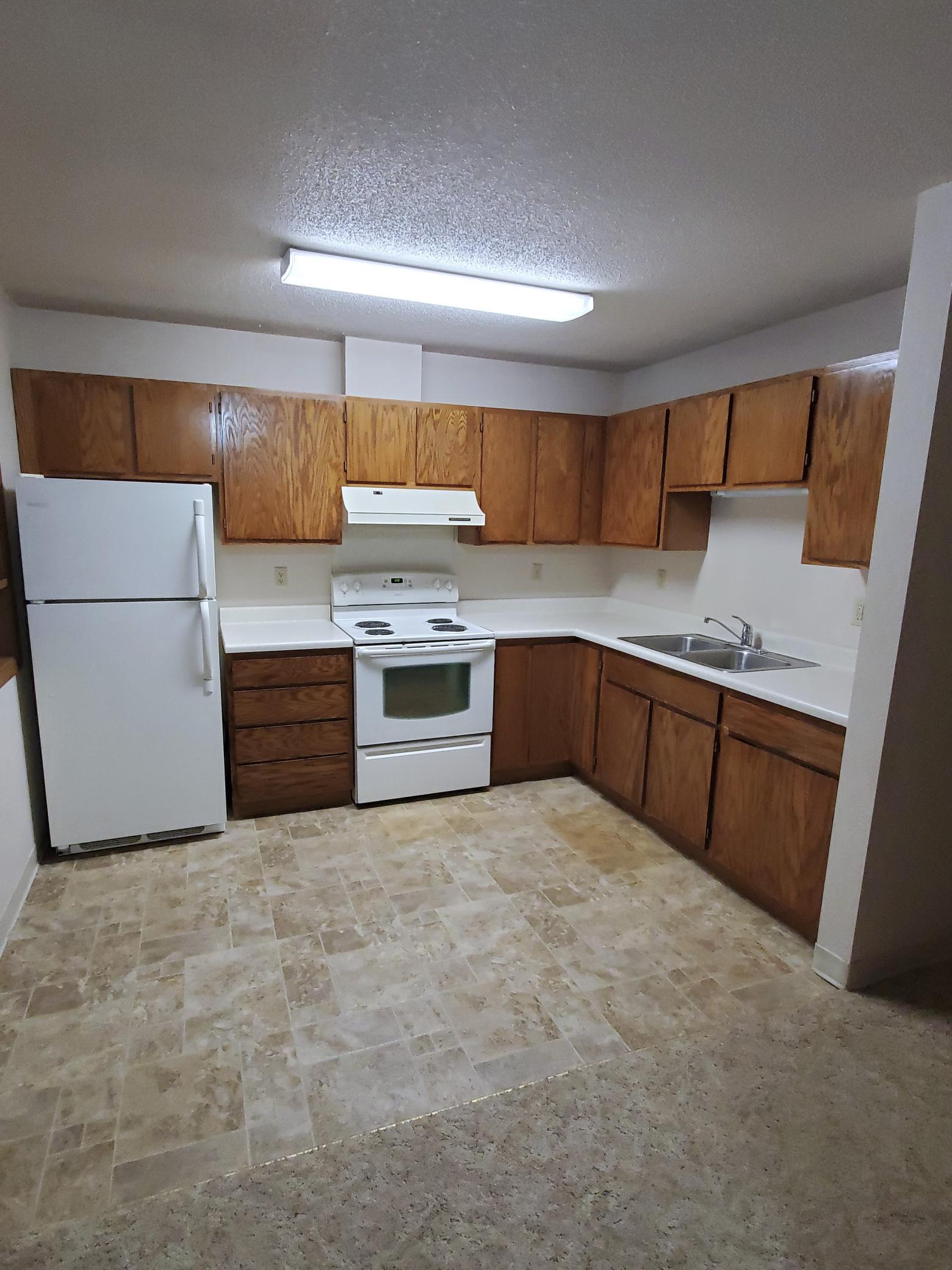 1003 Scotts Avenue 105 Property Photo 3