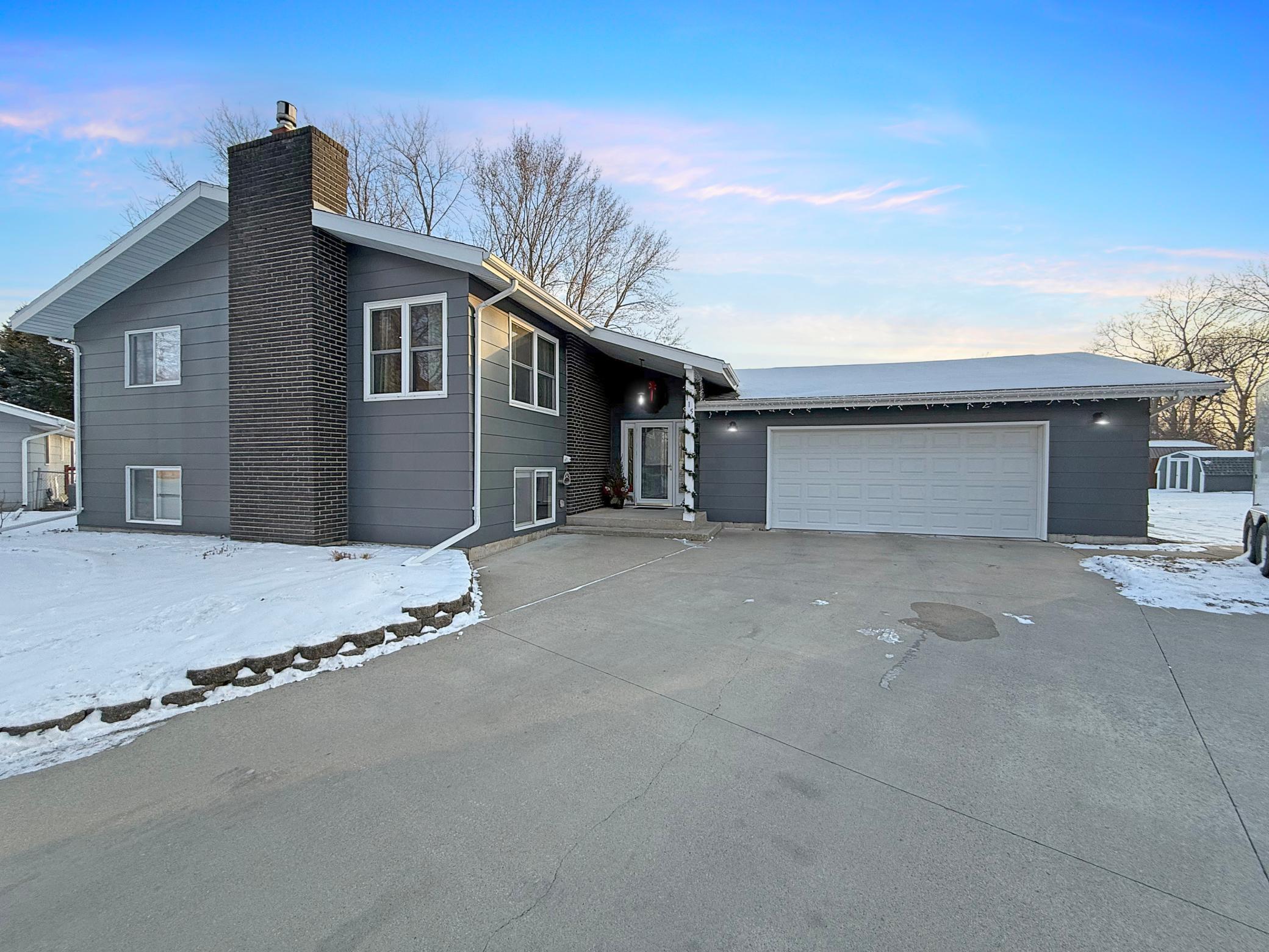 115 Orchard Circle Property Photo 1