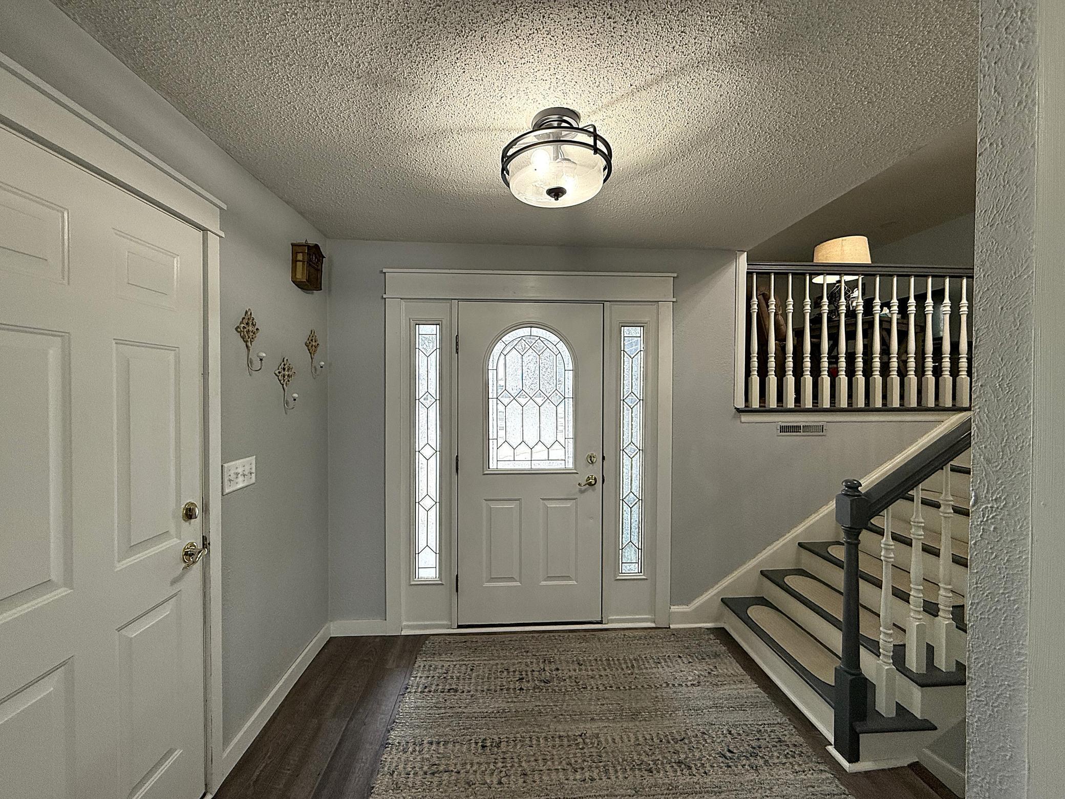 115 Orchard Circle Property Photo 4