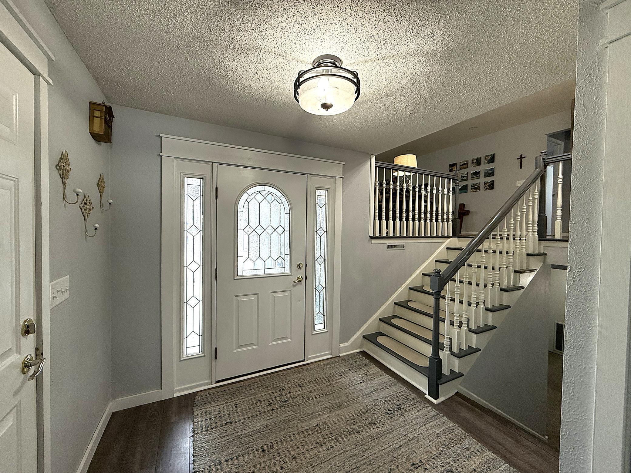 115 Orchard Circle Property Photo 5