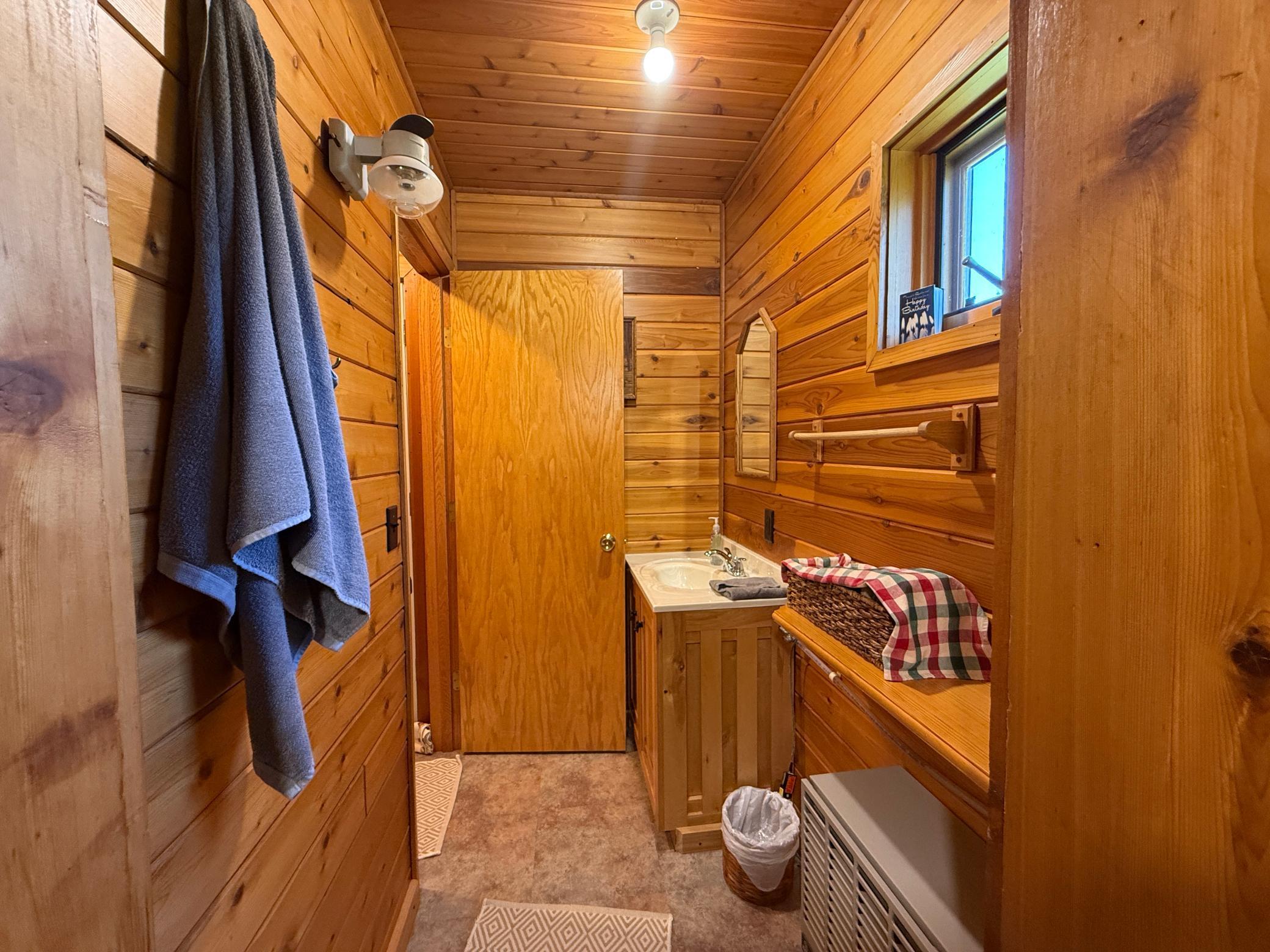 3437 Blueberry Hill Rd. Property Photo 38