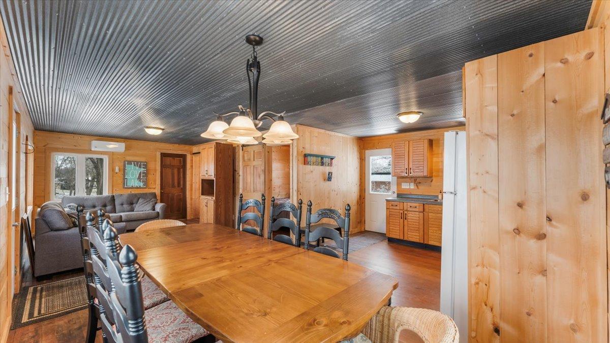 5560 153rd Avenue Property Photo 15