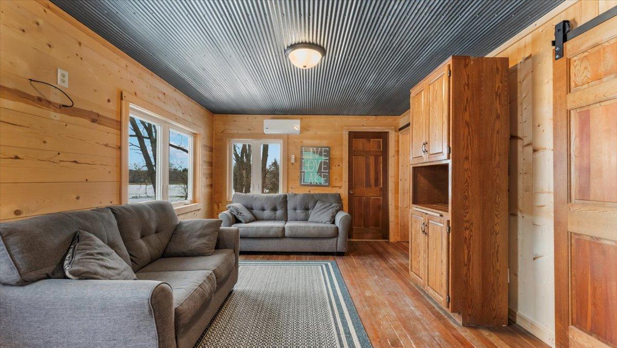 5560 153rd Avenue Property Photo 18