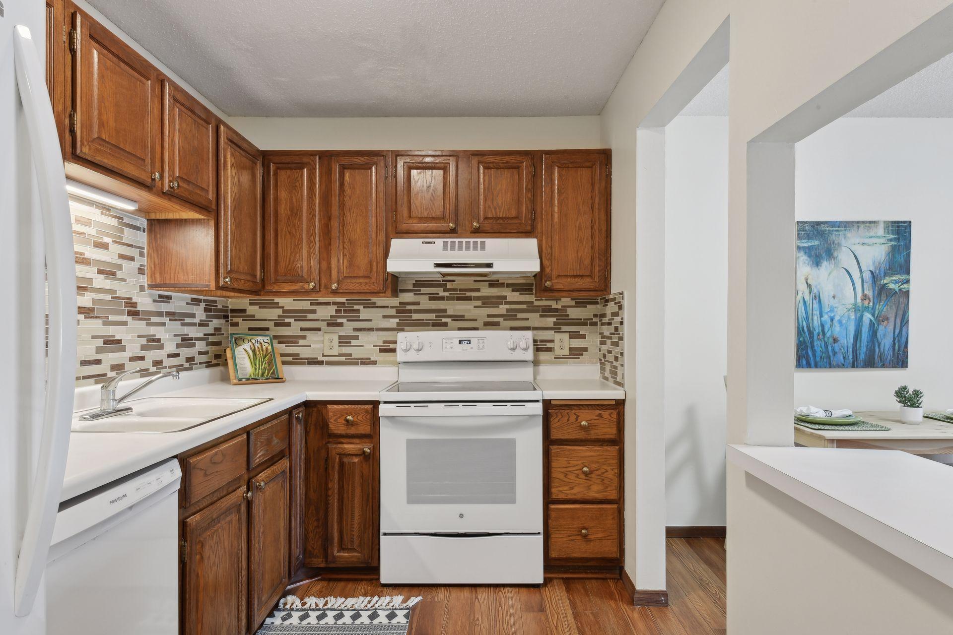10451 Greenbrier Road 118 Property Photo 11