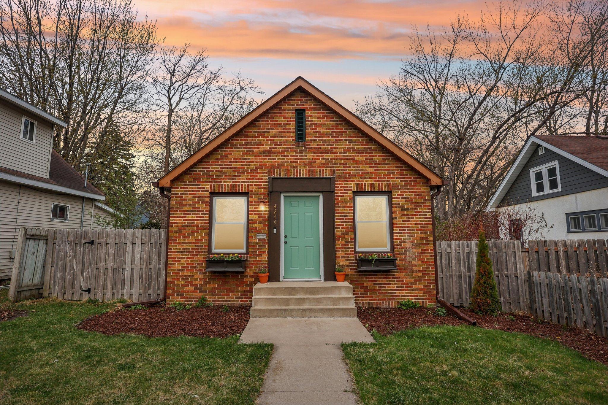 4244 Jefferson Street Property Photo 1