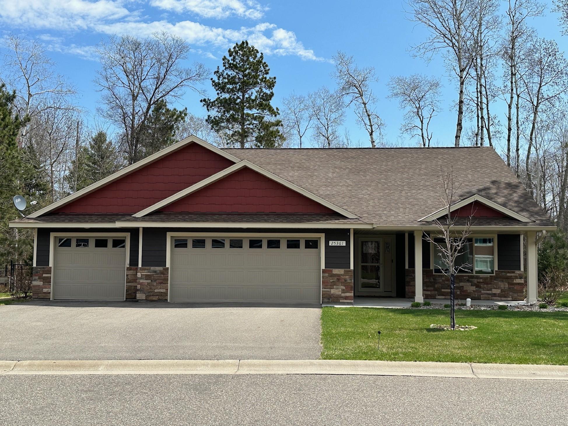 25361 Twin Leaf Circle Property Photo 1