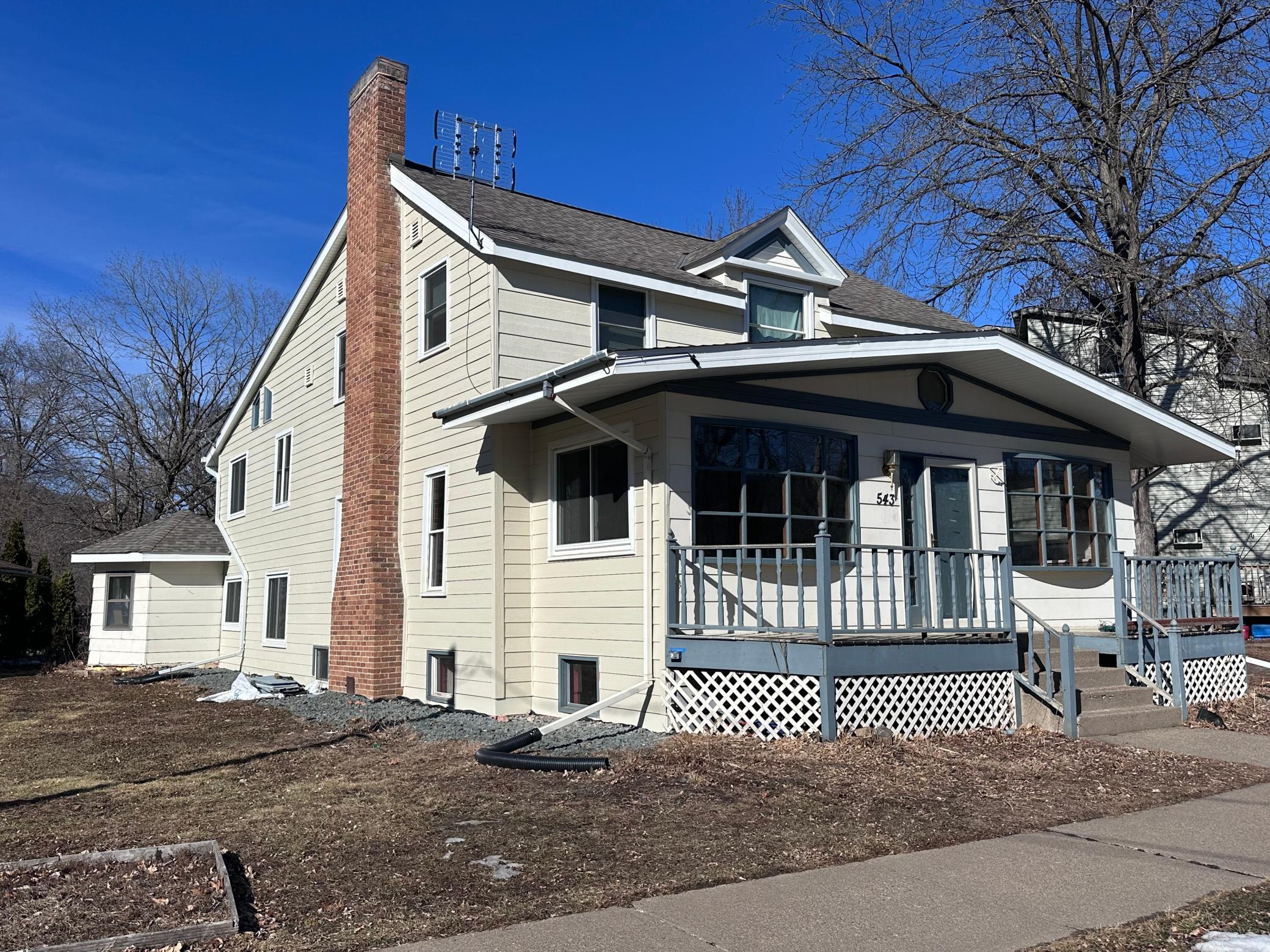 543 River Street Property Photo 4