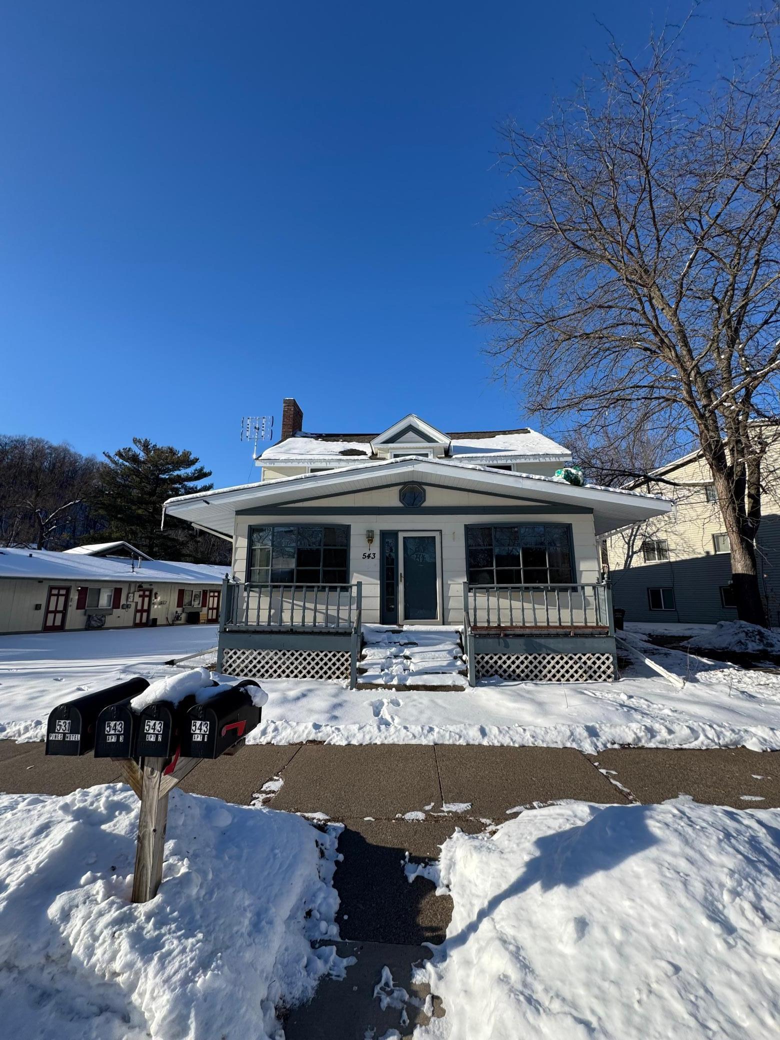 543 River Street Property Photo 6