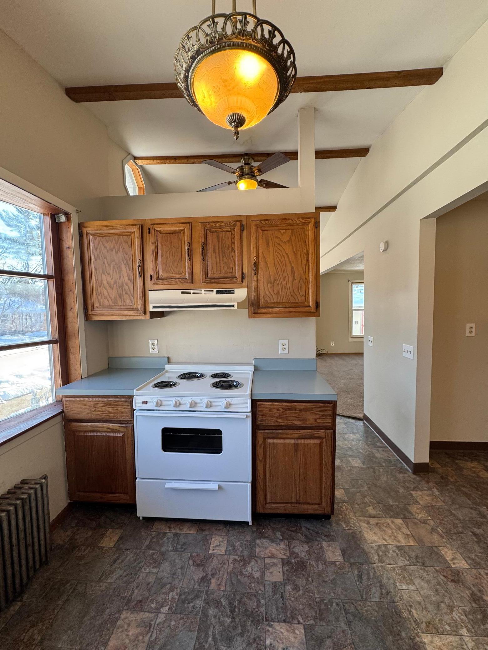 543 River Street Property Photo 14