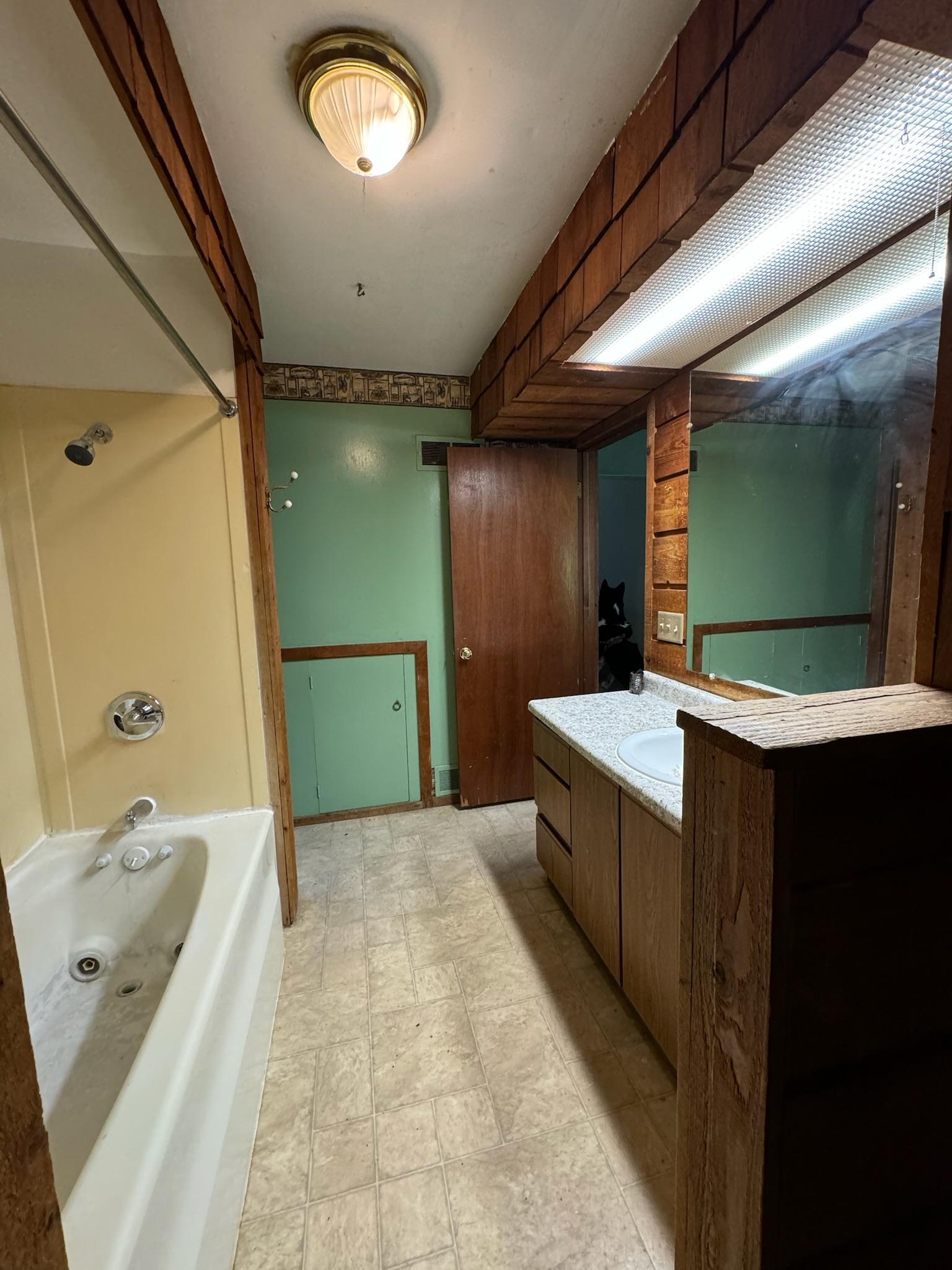 543 River Street Property Photo 64