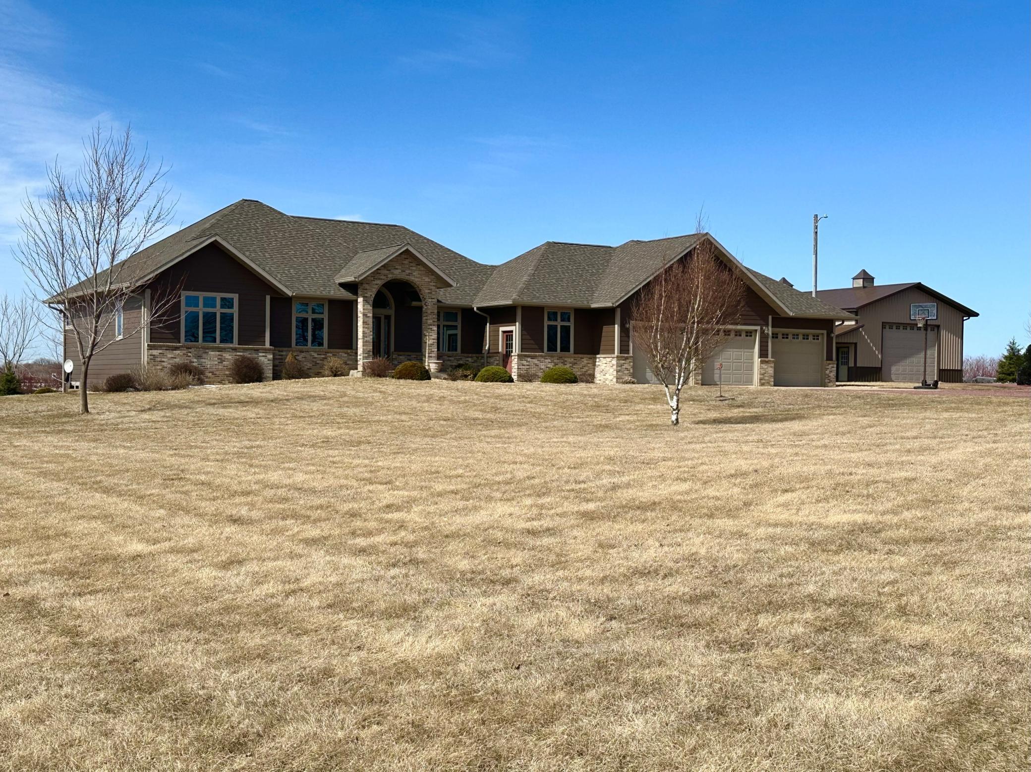 13943 Sundberg Avenue Property Photo 4