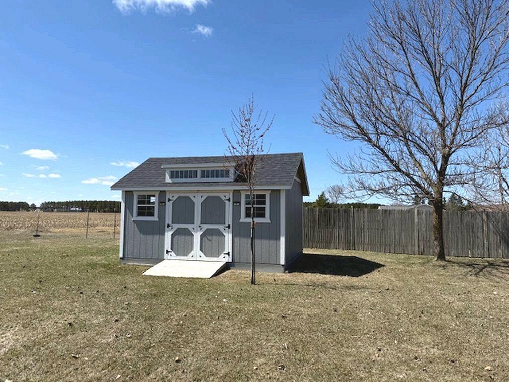 1003 Front Avenue Property Photo 6