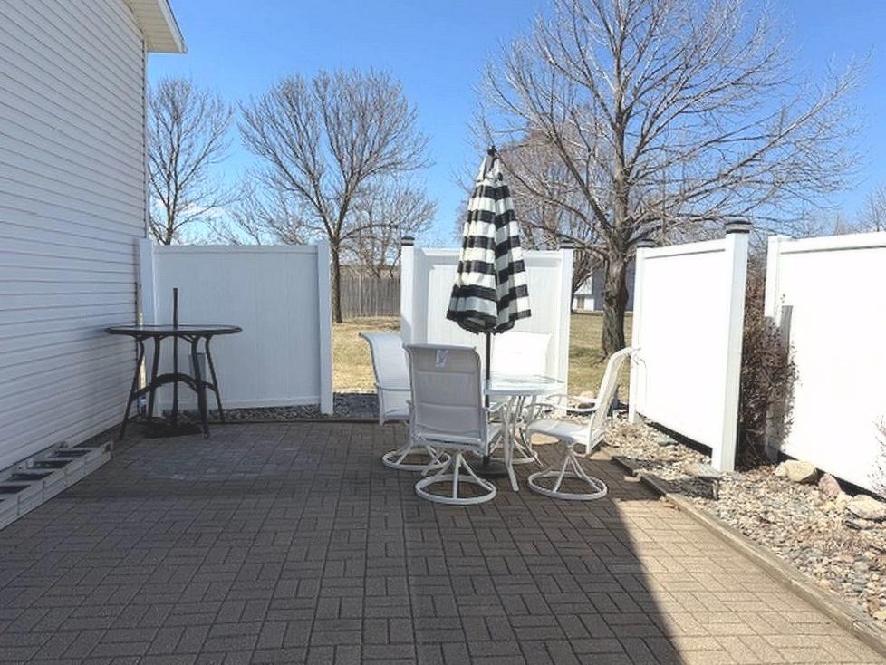 1003 Front Avenue Property Photo 13