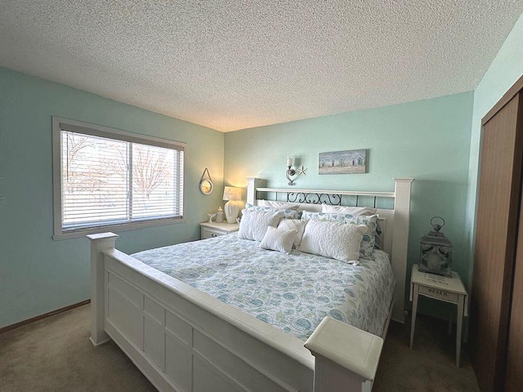 1003 Front Avenue Property Photo 24