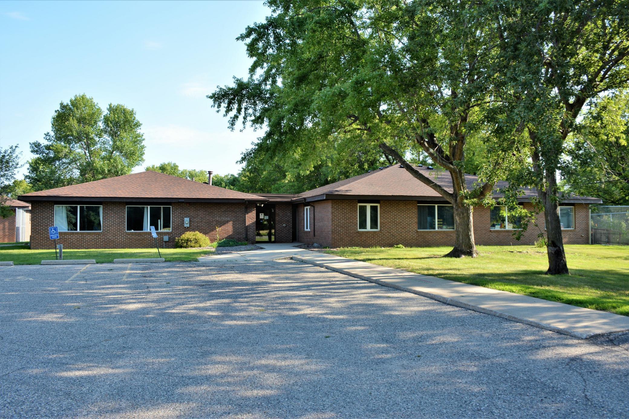 524 Willow Drive Property Photo 1