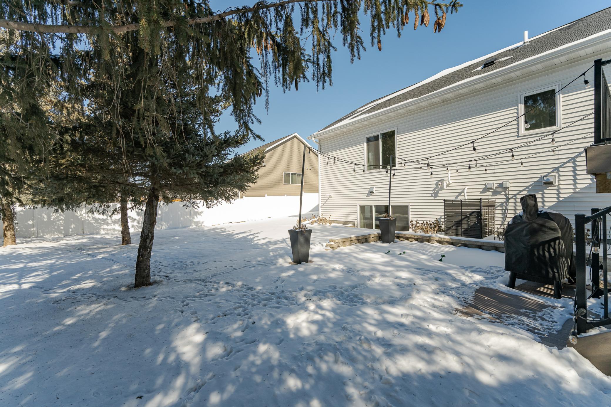 1923 Spruce Meadows Drive Property Photo 10