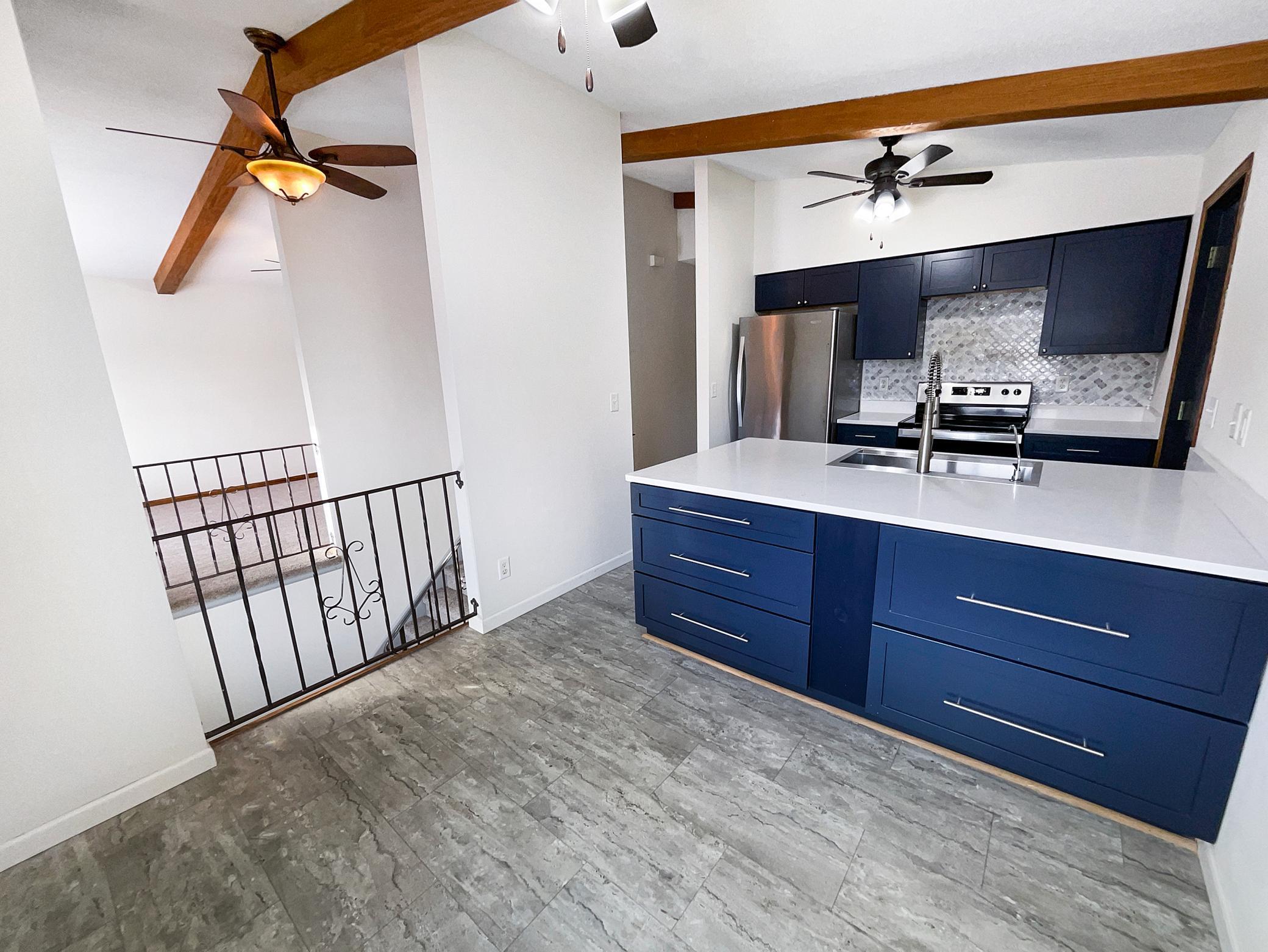 2255 William Tell Road Property Photo 8