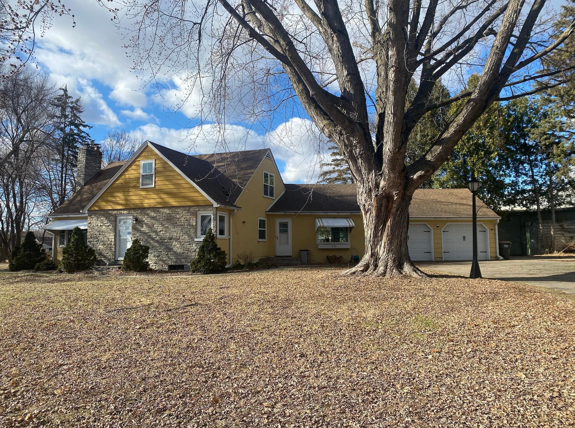 230 Mcleod Avenue Property Photo 1