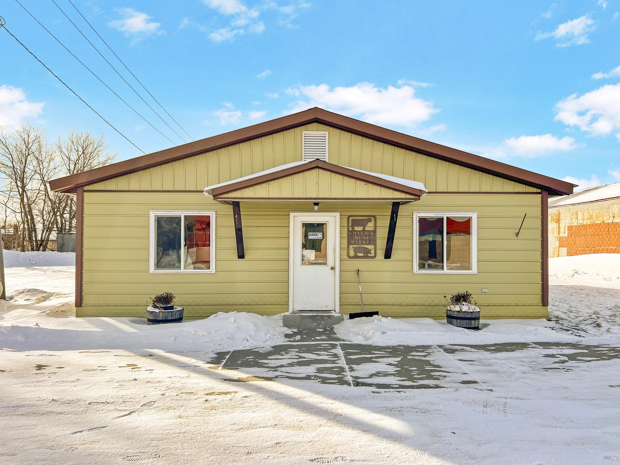 244 2nd Avenue Property Photo
