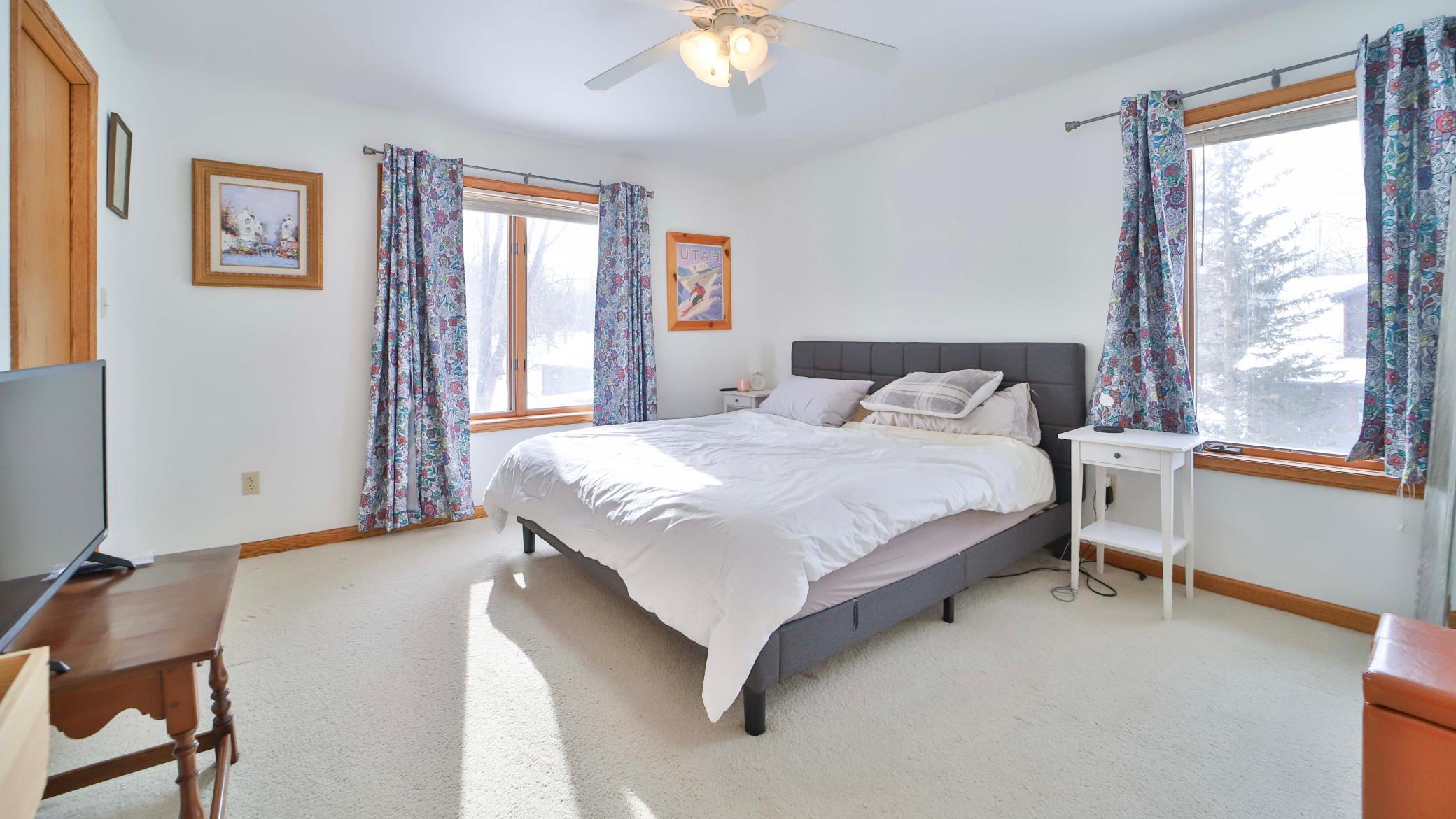 10742 E Shore Drive Property Photo 23