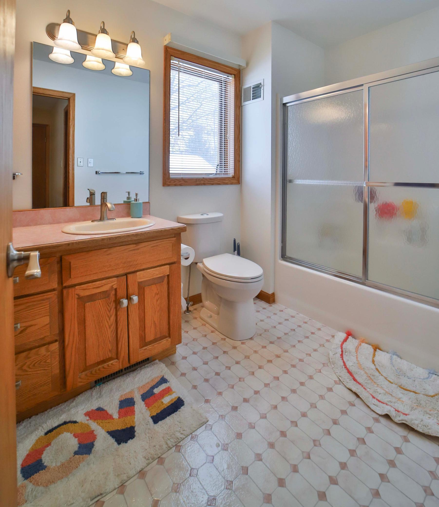 10742 E Shore Drive Property Photo 25