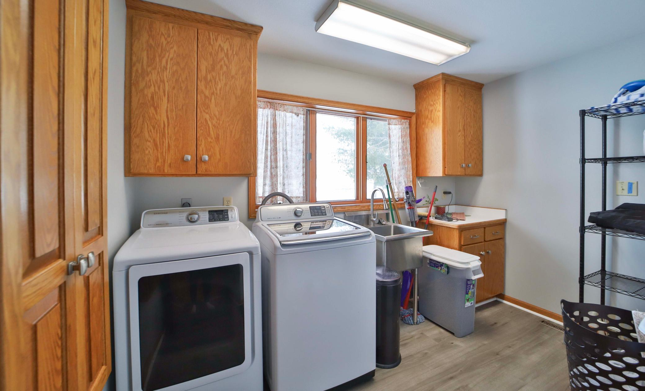 10742 E Shore Drive Property Photo 38