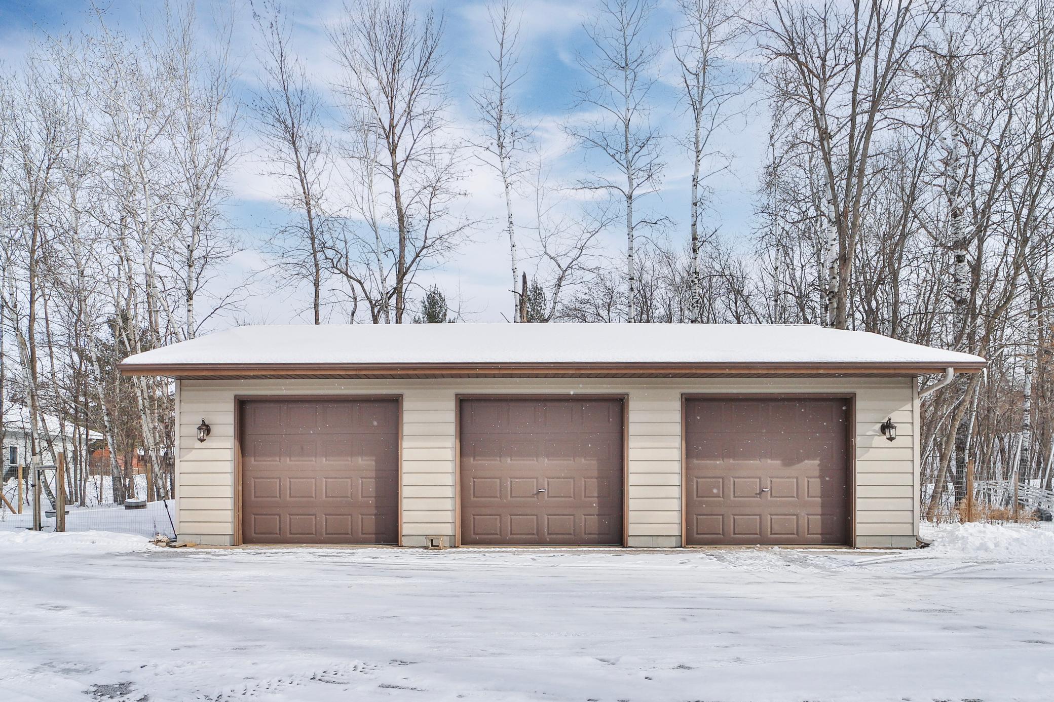 10742 E Shore Drive Property Photo 49