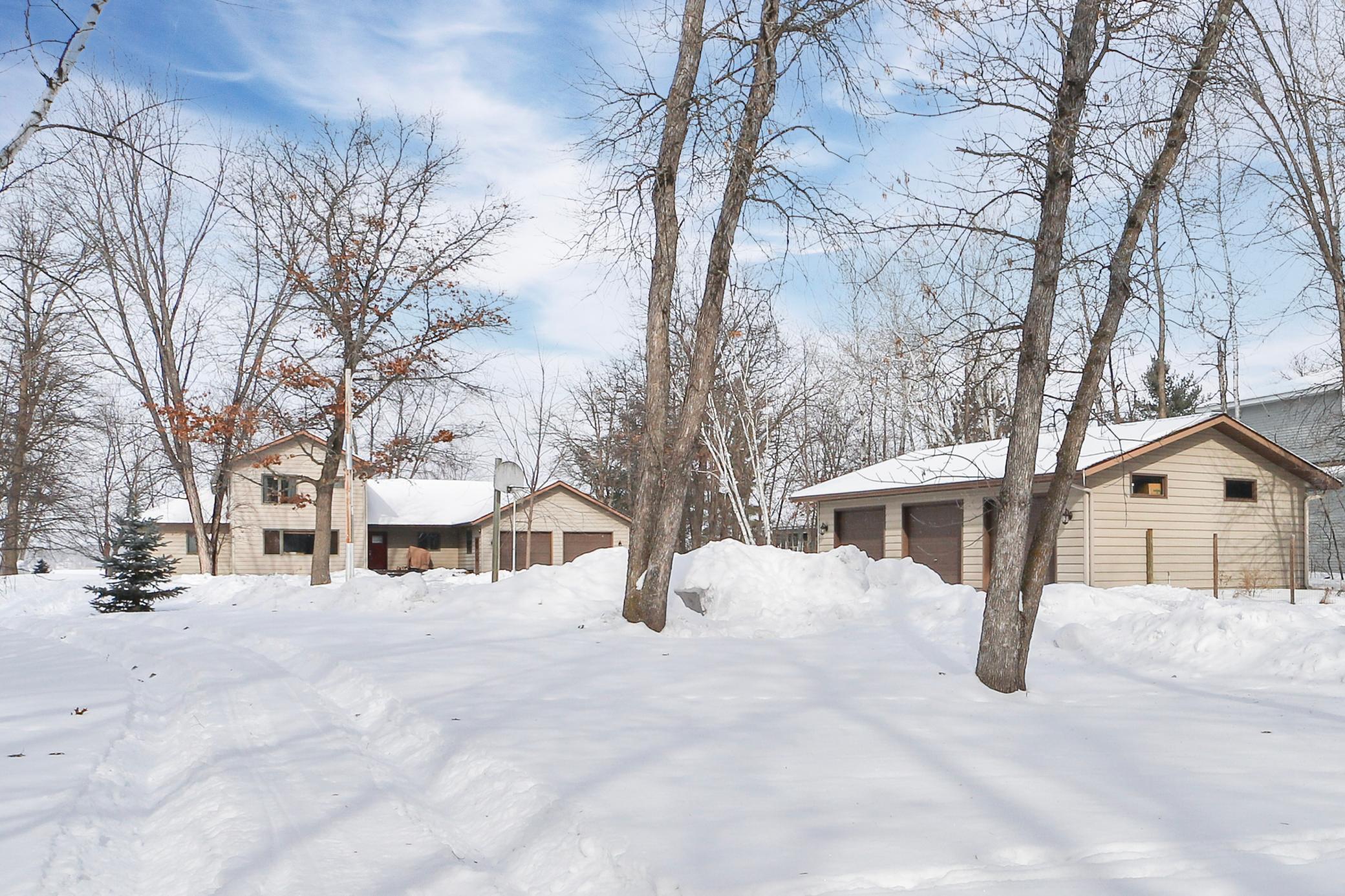 10742 E Shore Drive Property Photo 54
