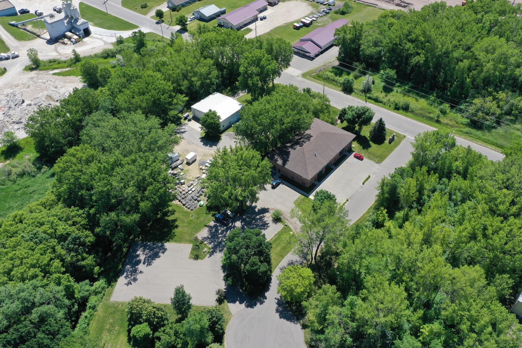 768 N Creek Drive Property Photo 69