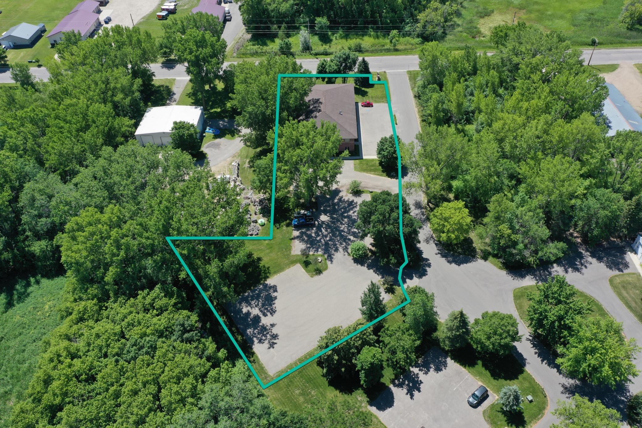 768 N Creek Drive Property Photo 77