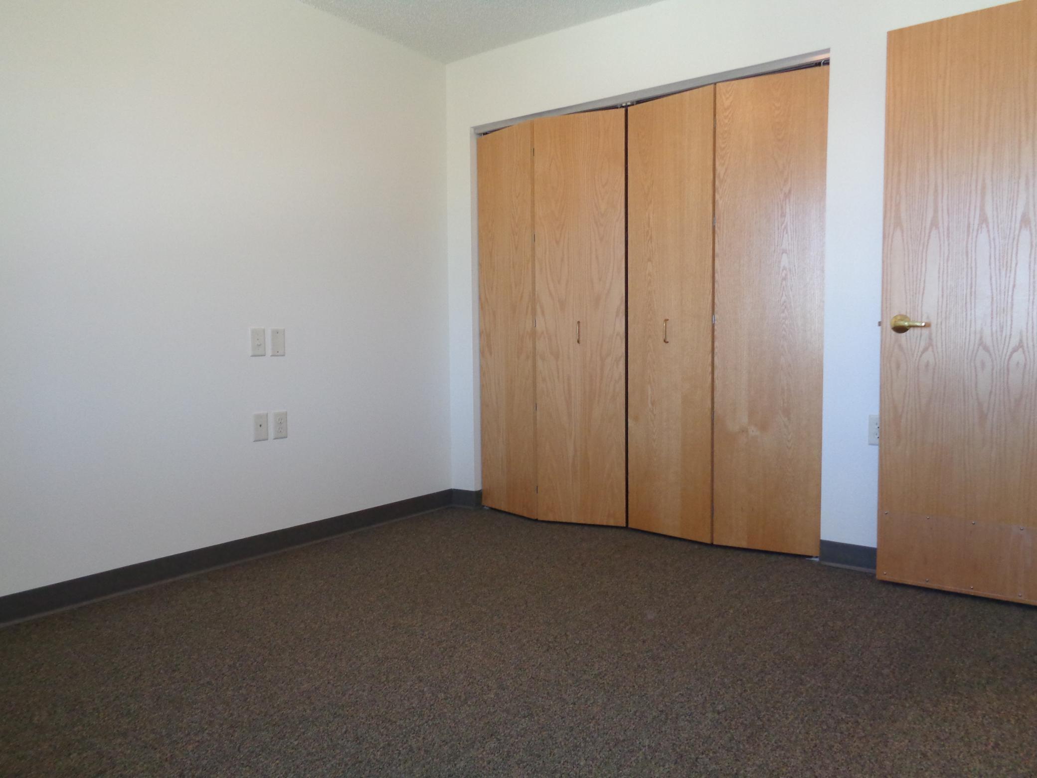 2107 Nobles Street 103 Property Photo 6