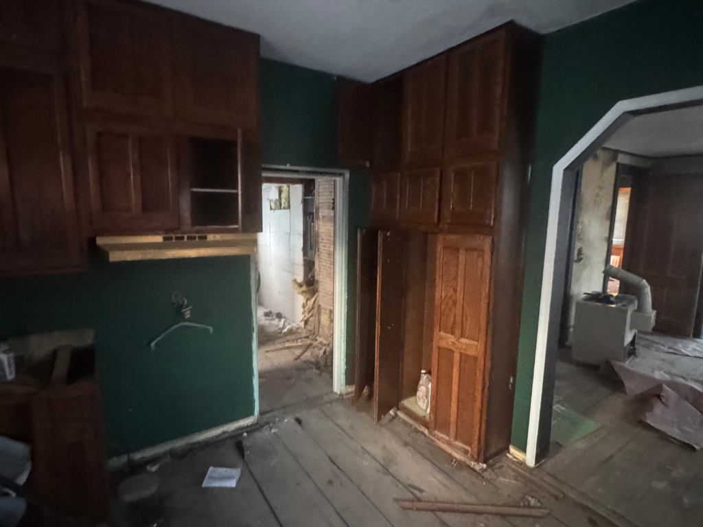 2325 N 6th Street Property Photo 9