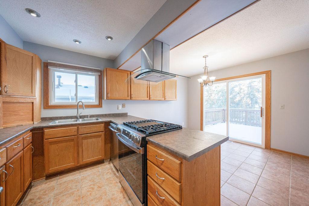 7155 Hyde Avenue Property Photo 3