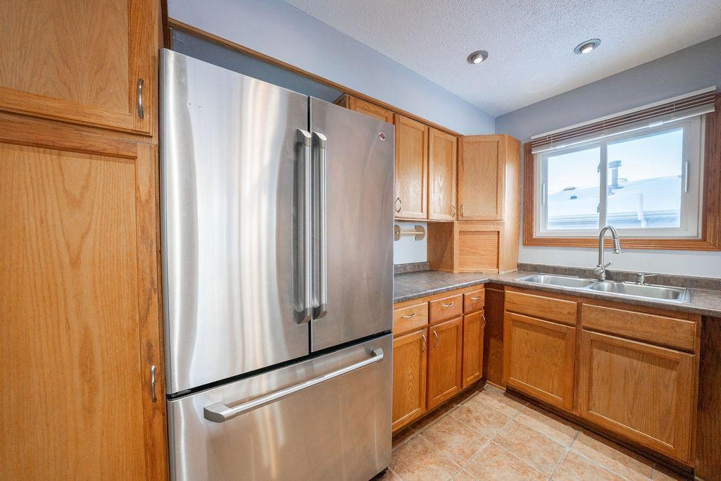 7155 Hyde Avenue Property Photo 6