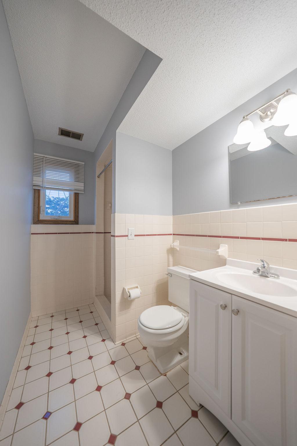 7155 Hyde Avenue Property Photo 10