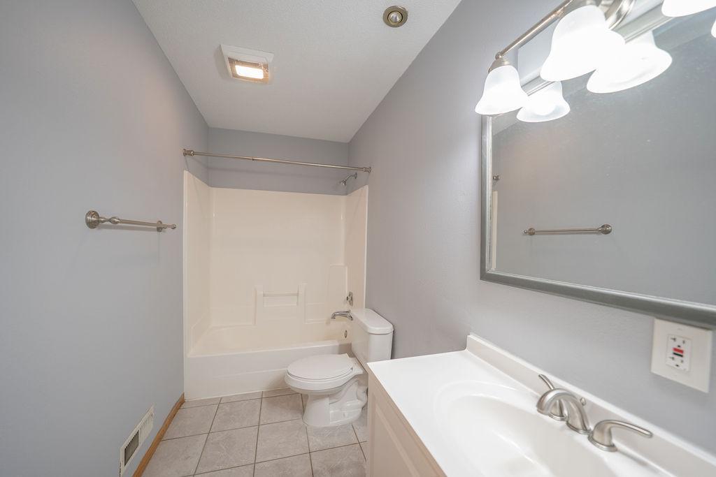7155 Hyde Avenue Property Photo 17