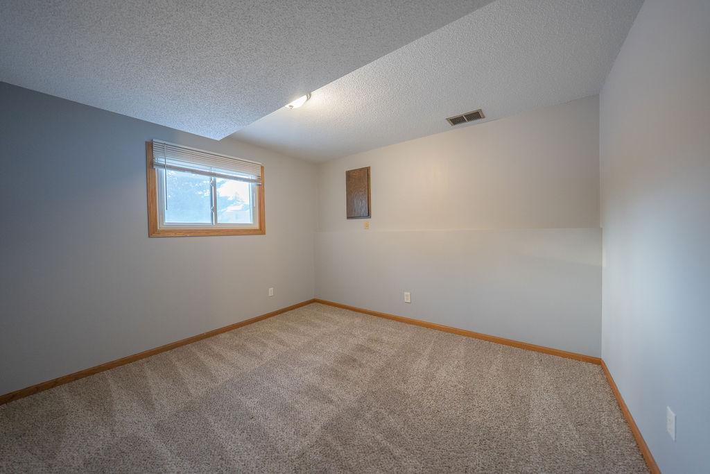 7155 Hyde Avenue Property Photo 18