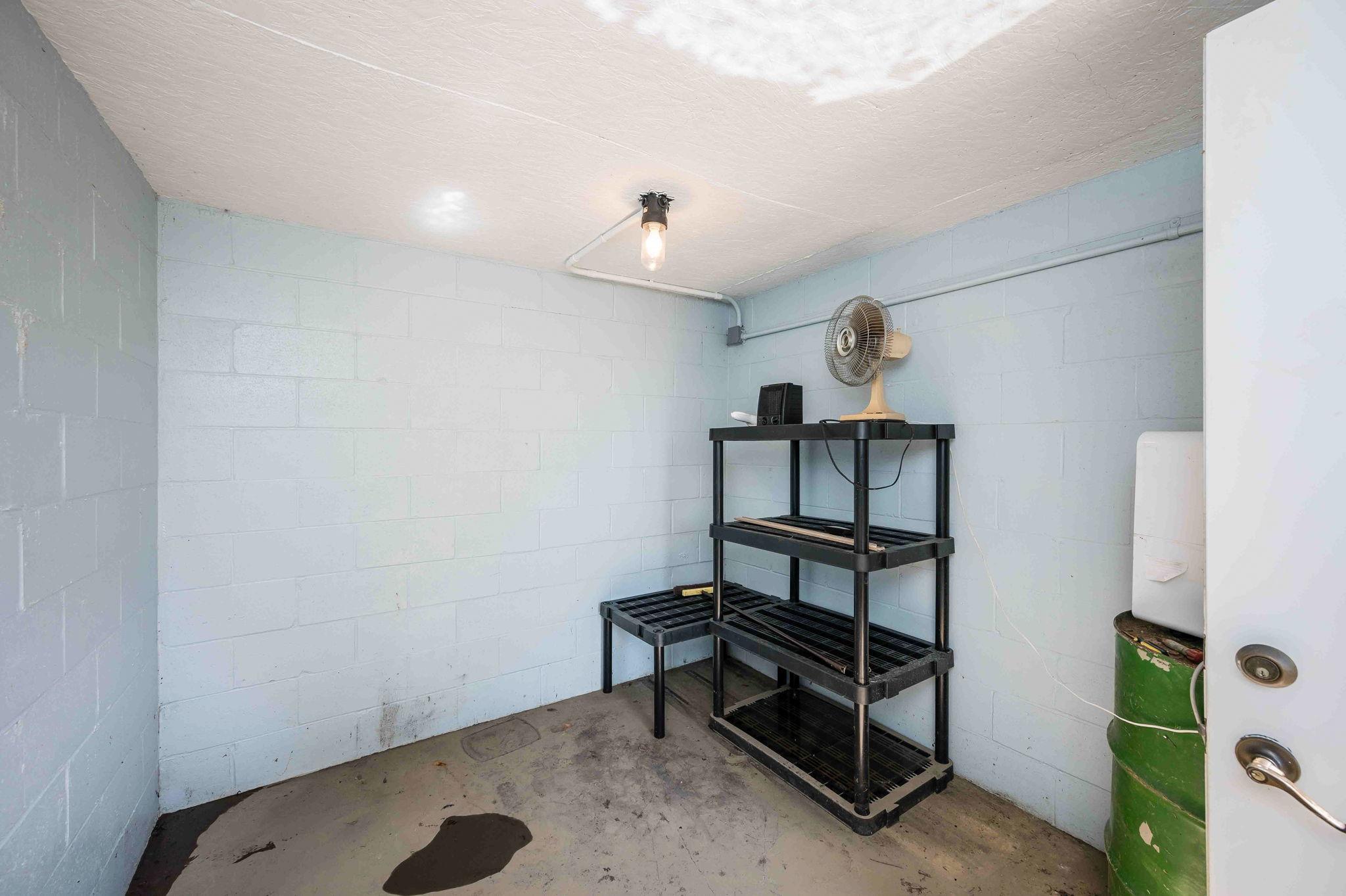 1121 110th Avenue Property Photo 5